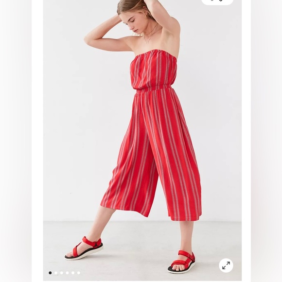 SILENCE +NOISE JACKSON STRAPLESS CULOTTE JUMPSUIT IN RED AND BLUE STRIPES SIZE S - Picture 7 of 16